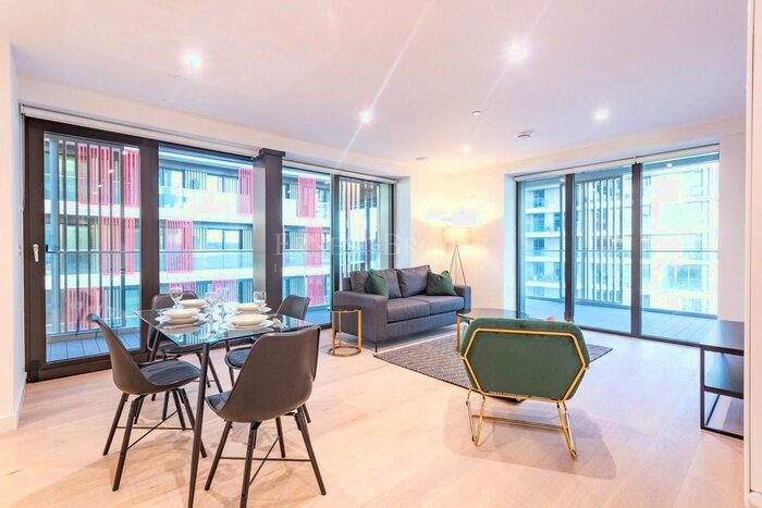 2 Bedroom Flat To Rent In Marco Polo Building, Royal Wharf, Royal Victoria Docks E16