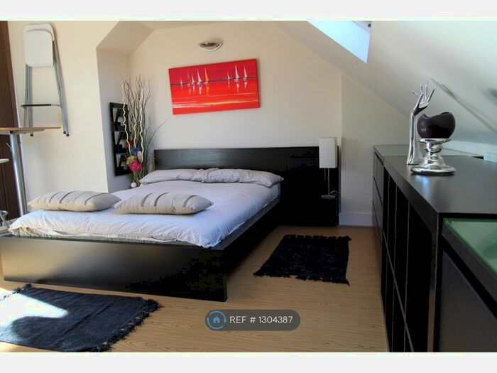 Studio To Rent In Croydon, Croydon CR0