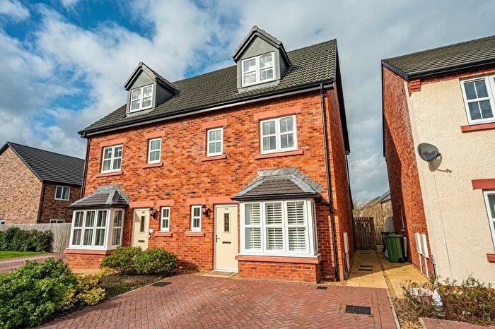 4 Bedroom Semi Detached House For Sale In Garrett Way, Carlisle, CA3