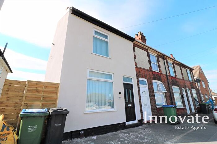 2 Bedroom End Of Terrace House To Rent In Darlaston Road, Wednesbury, WS10