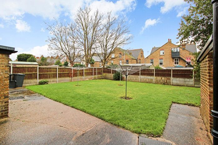 1 Bedroom Flat For Sale In Downs Park, Herne Bay, Kent, CT6