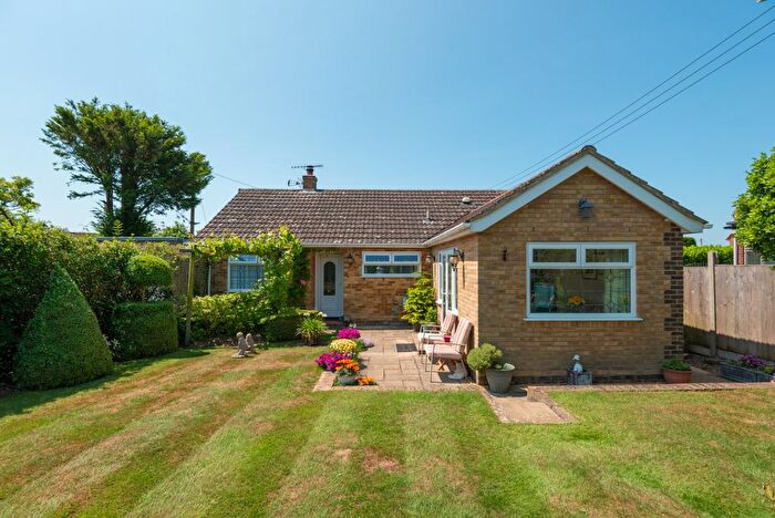 3 Bedroom Detached Bungalow For Sale In Aerodrome Road, Bekesbourne, CT4