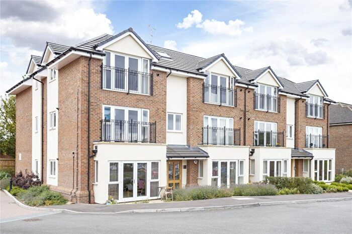 2 Bedroom Apartment To Rent In Merchants Close, Epsom, Surrey, KT19