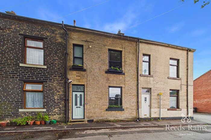 4 Bedroom Terraced House For Sale In Wellington Road, Todmorden, West Yorkshire, OL14