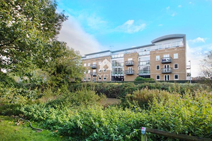 2 Bedroom Flat For Sale In Callow Court Chelmsford, CM2