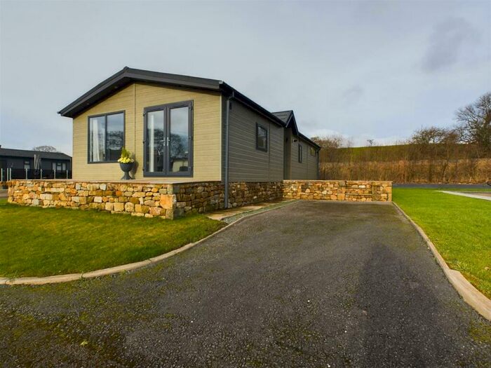 2 Bedroom Lodge For Sale In Lower Bentham, Lancaster, LA2