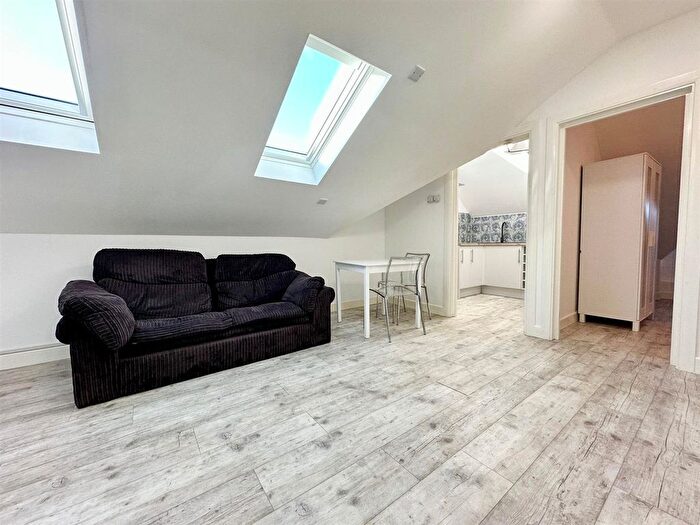 1 Bedroom Flat To Rent In Woolwich Road, London, SE7