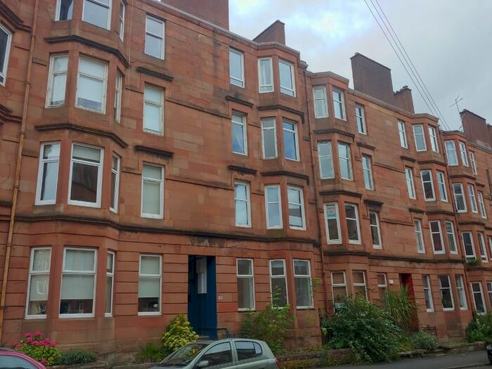 2 Bedroom Flat To Rent In Garrioch Road, North Kelvinside, Glasgow, G20