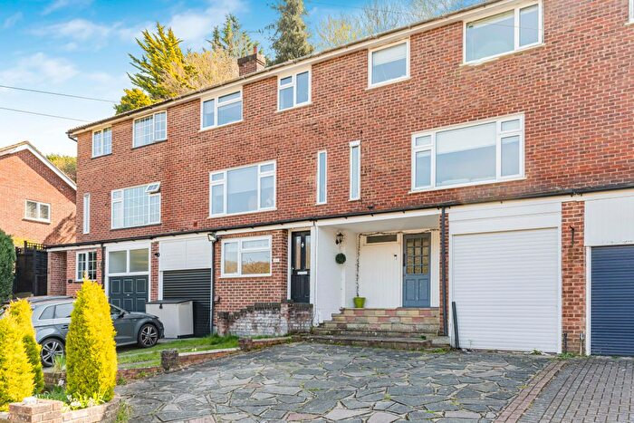 3 Bedroom Town House To Rent In Melody Road, Westerham, TN16