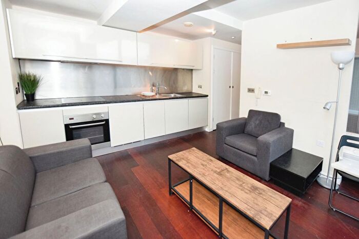 1 Bedroom Flat To Rent In Beetham Tower, Deansgate, Manchester, M3