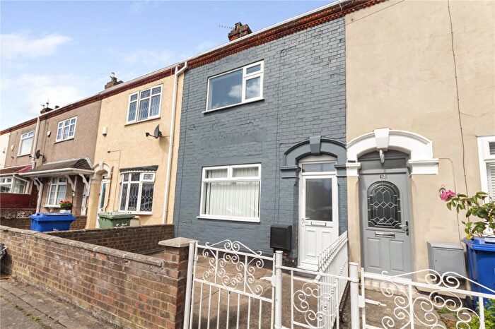 3 Bedroom Terraced House To Rent In Wells Street, Grimsby, DN31