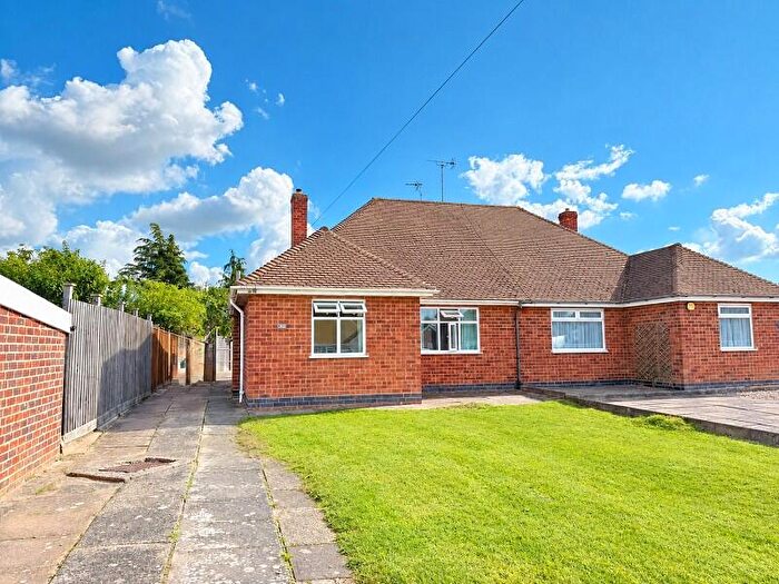 2 Bedroom Semi-Detached Bungalow For Sale In Midhurst Avenue, Leicester, Leicestershire., LE3