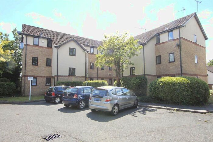 Studio To Rent In Bullrush Grove, Cowley, UB8