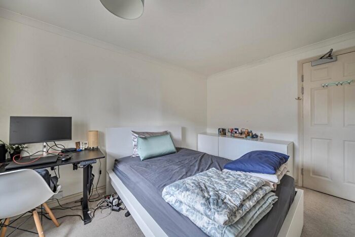 2 Bedroom Flat For Sale In Meridian Place London, E14