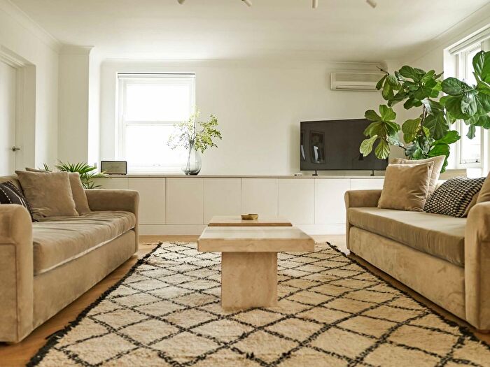 4 Bedroom Flat To Rent In Randolph Avenue, London, W9