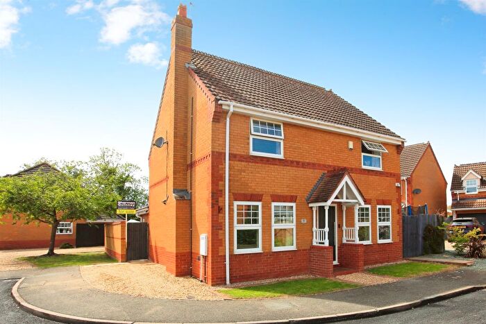 4 Bedroom Detached House For Sale In Petworth Close, Market Deeping, Peterborough, PE6
