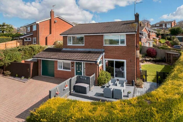 4 Bedroom Detached House For Sale In North Brook Road, Utkinton, CW6