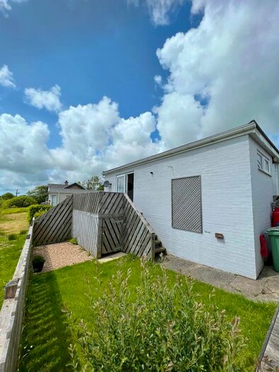 1 Bedroom Flat To Rent In , Rhos Pennant, Mynytho, Pwllheli, LL53