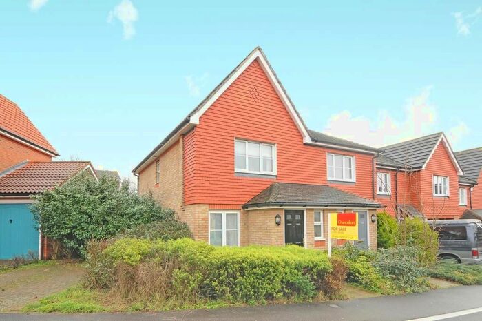 2 Bedroom Semi-Detached House To Rent In Newbury, Berkshire, RG14