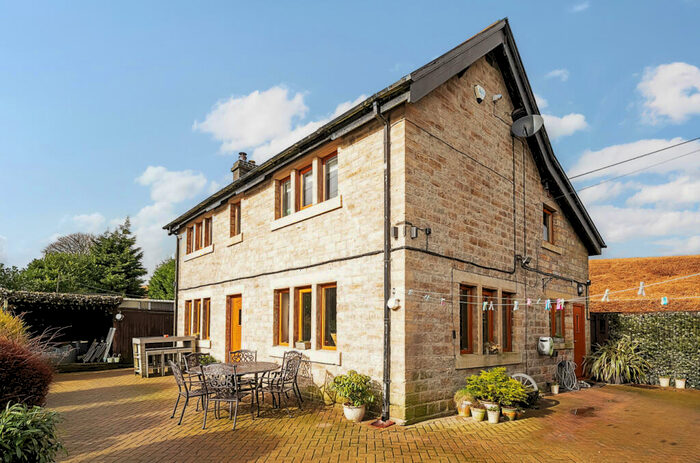 3 Bedroom Detached House For Sale In Rishworth West Yorkshire, HX6