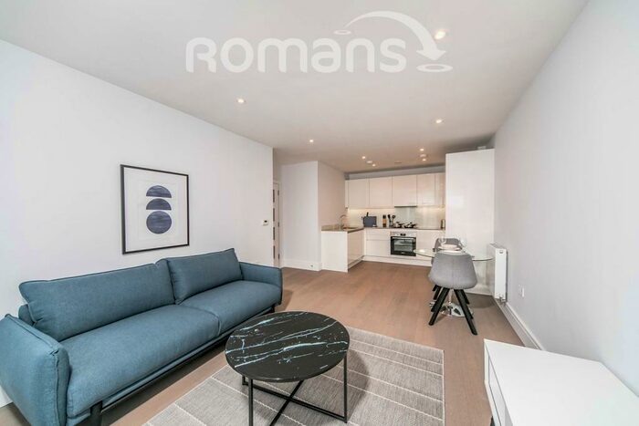 2 Bedroom Apartment To Rent In Green Park, Reading, RG2