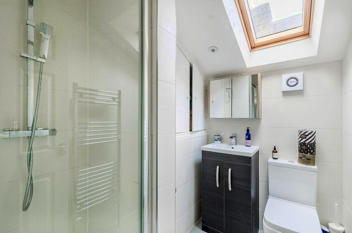 1 Bedroom Flat For Sale In East Dulwich Grove, East Dulwich, London, SE22