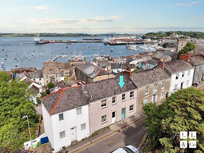 1 Bedroom Terraced House To Rent In Gyllyng Street, Falmouth, TR11