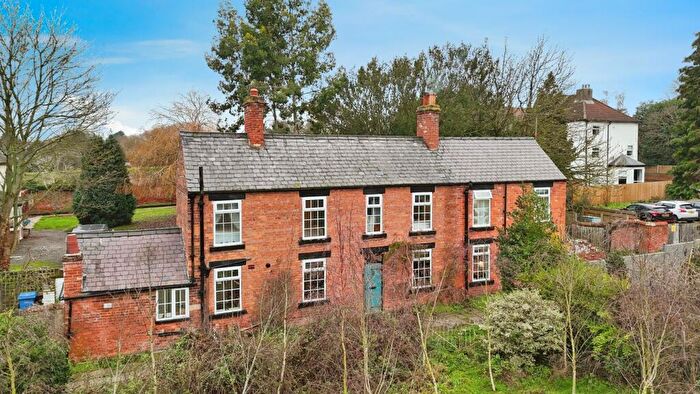 3 Bedroom Detached House For Sale In A Beautiful Cottage In Whitehouses - One Of Retford's Premier Residential Areas!, DN22