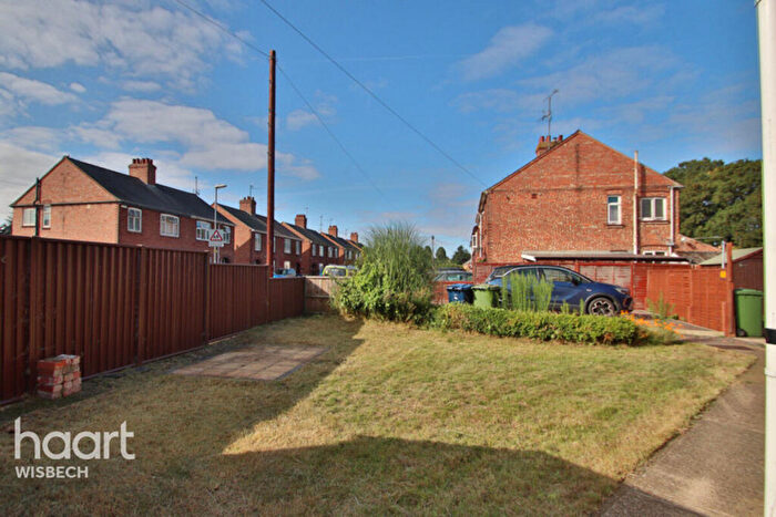 1 Bedroom Maisonette For Sale In Sefton Avenue, Wisbech, PE13