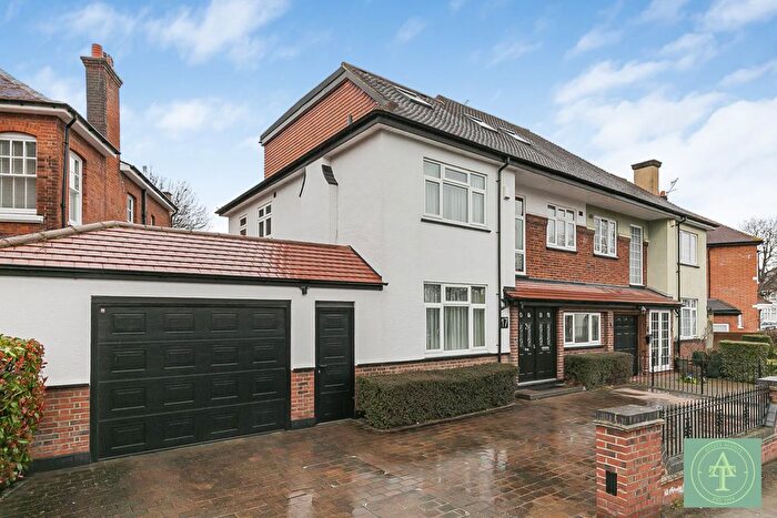 5 Bedroom Semi Detached House To Rent In Elm Park Road, Winchmore Hill, London, N21