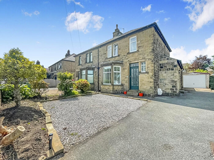 3 Bedroom Semi-Detached House For Sale In Holmfirth Road, Meltham, Holmfirth, Kirklees, HD9