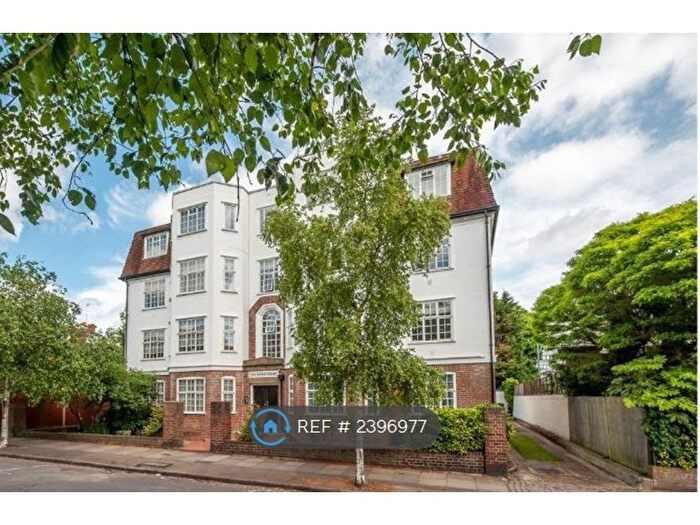 3 Bedroom Flat To Rent In Raymond Road, London, SW19