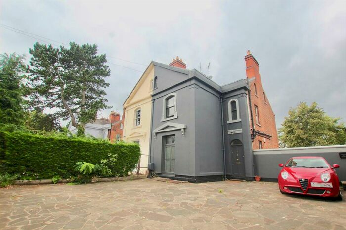 8 Bedroom Semi-Detached House To Rent In Forest Road East, Arboretum, NG1