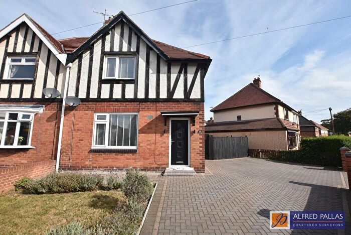 3 Bedroom Semi-Detached House For Sale In Crozier Street, Off Newcastle Road, SR5