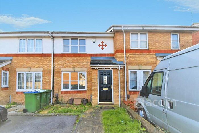 2 Bedroom Terraced House To Rent In Sandpiper Drive Erith, DA8