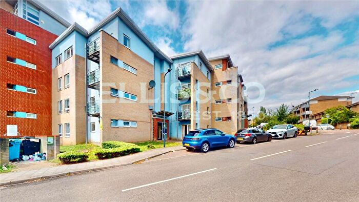 2 Bedroom Apartment For Sale In Chalkhill Road, Wembley, Greater London, HA9