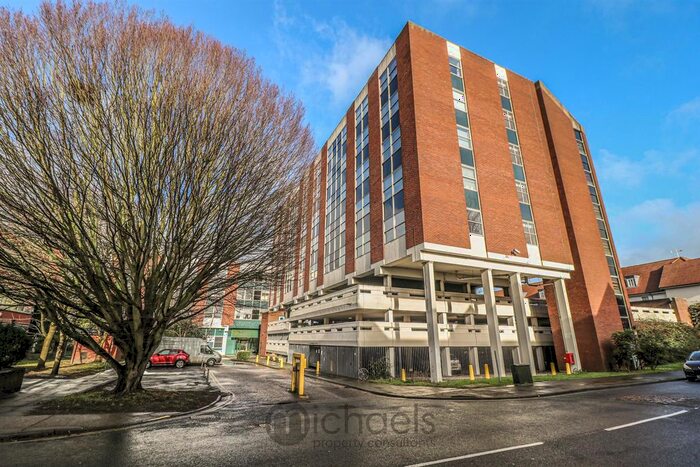 2 Bedroom Flat To Rent In St. Peters Street, Colchester, CO1