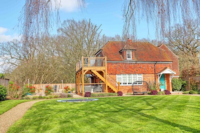 5 Bedroom Detached House For Sale In Winter Hill Road, Cookham, SL6