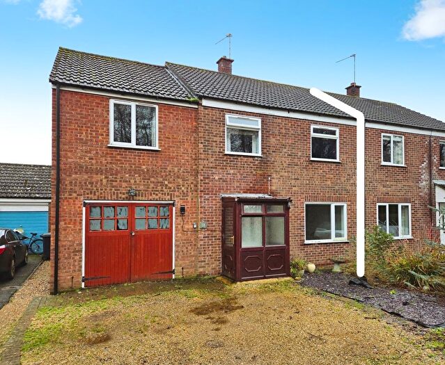 4 Bedroom Semi Detached House For Sale In Elizabeth Drive, Necton, Swaffham, PE37
