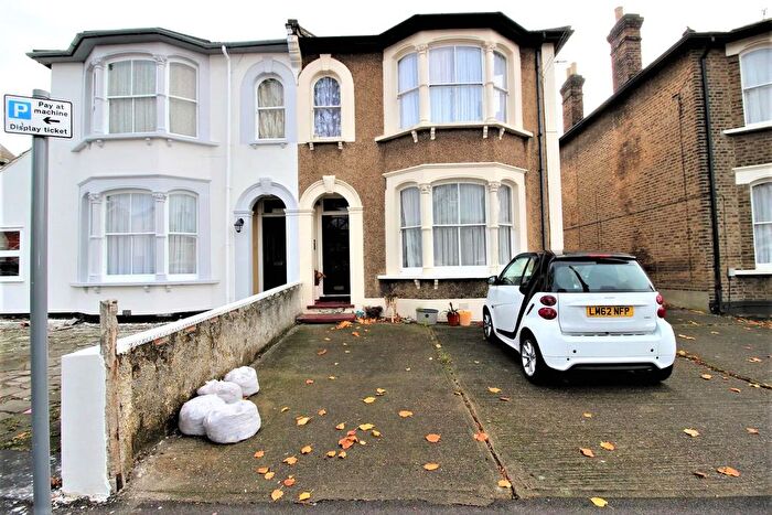 1 Bedroom Flat To Rent In (Bills Included) Eastern Road, Romford, RM1