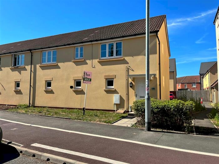 2 Bedroom Maisonette To Rent In Mill House Road, Norton Fitzwarren, Taunton, TA2