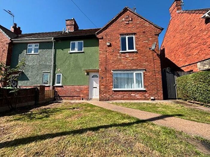 3 Bedroom Semi-Detached House To Rent In Firemans Row, Sutton-In-Ashfield, NG17
