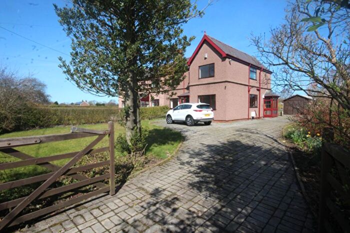 5 Bedroom Semi Detached House To Rent In Chester High Road, Neston, Wirral, CH64