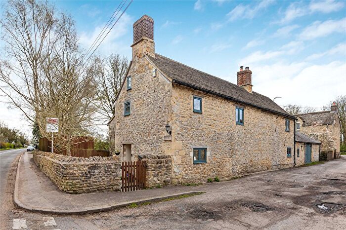 4 Bedroom Detached House For Sale In Stanton St. John, Oxford, OX33