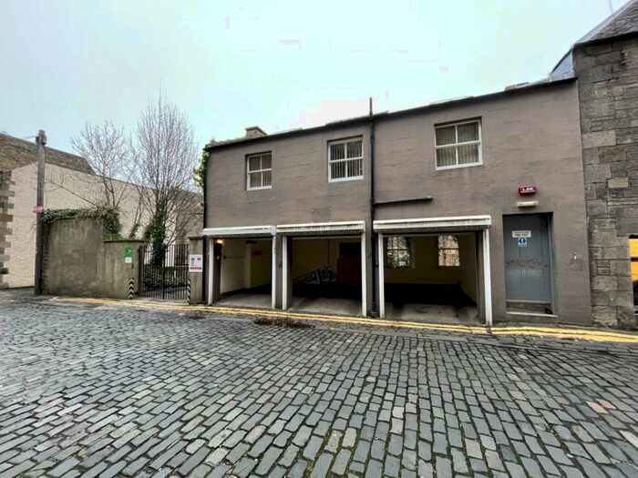 Garage / Parking To Rent In Thistle Street Lane North West, Edinburgh, EH2