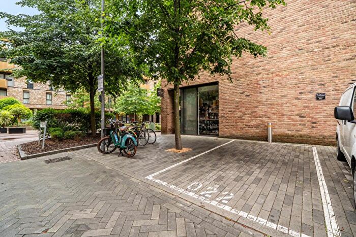 Garage / Parking For Sale In Greenland Place, SE8