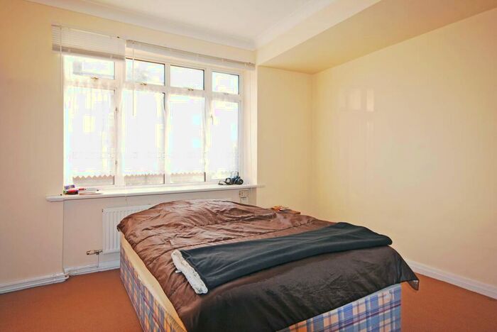 2 Bedroom Flat To Rent In Euston Road, Fitzrovia, London, NW1