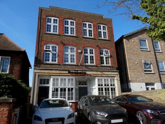 2 Bedroom Flat To Rent In Old London Road, Kingston, KT2