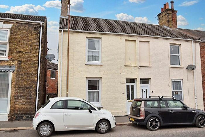 2 Bedroom End Of Terrace House For Sale In Ramsgate, Louth, LN11