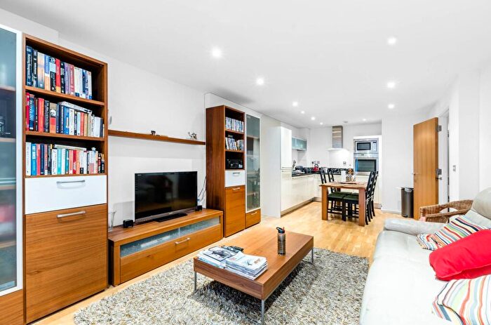 2 Bedroom Flat For Sale In Ability Place, Canary Wharf, London, E14